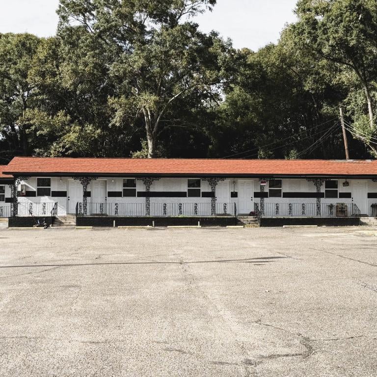 Beverly motel Thumbnail