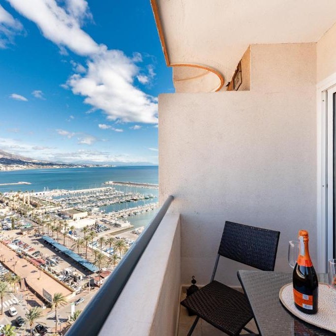 Malagasuite Skyline Fuengirola Apartaments