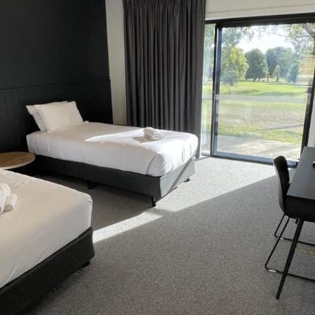 Harden Country Club Motel