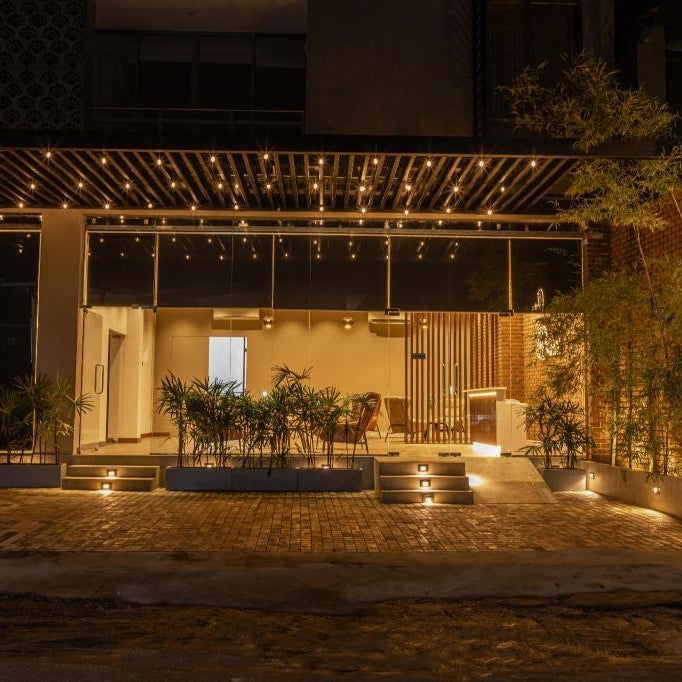Ravo Hotel Thumbnail