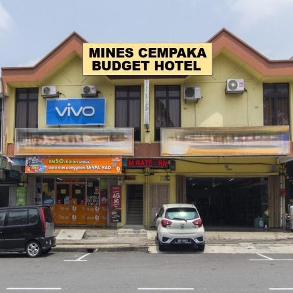 Mines Cempaka Budget Hotel
