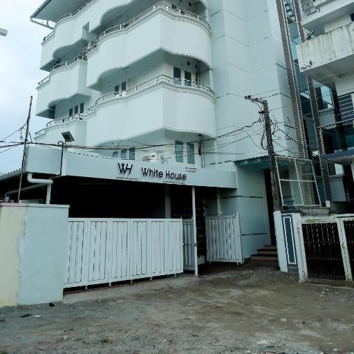 White House Inn Thumbnail