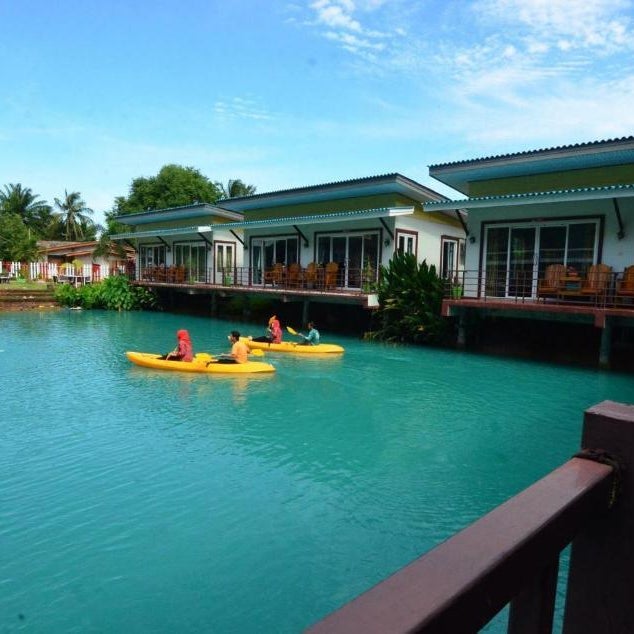 Lake Terrace Resort 