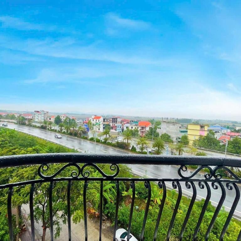 Chemi Hanoi Airport Hotel