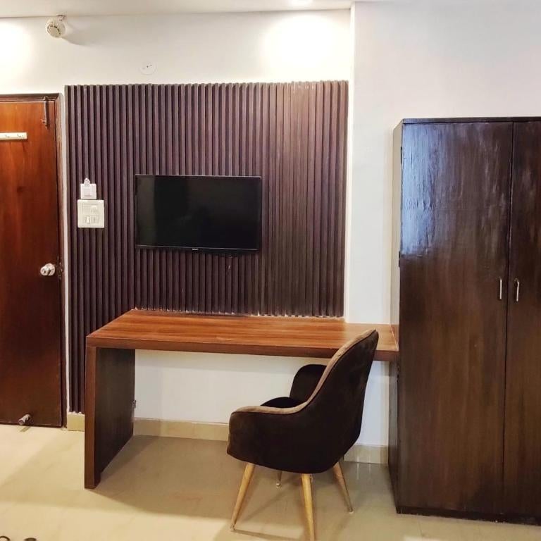 Aditya inn Delhi Airport