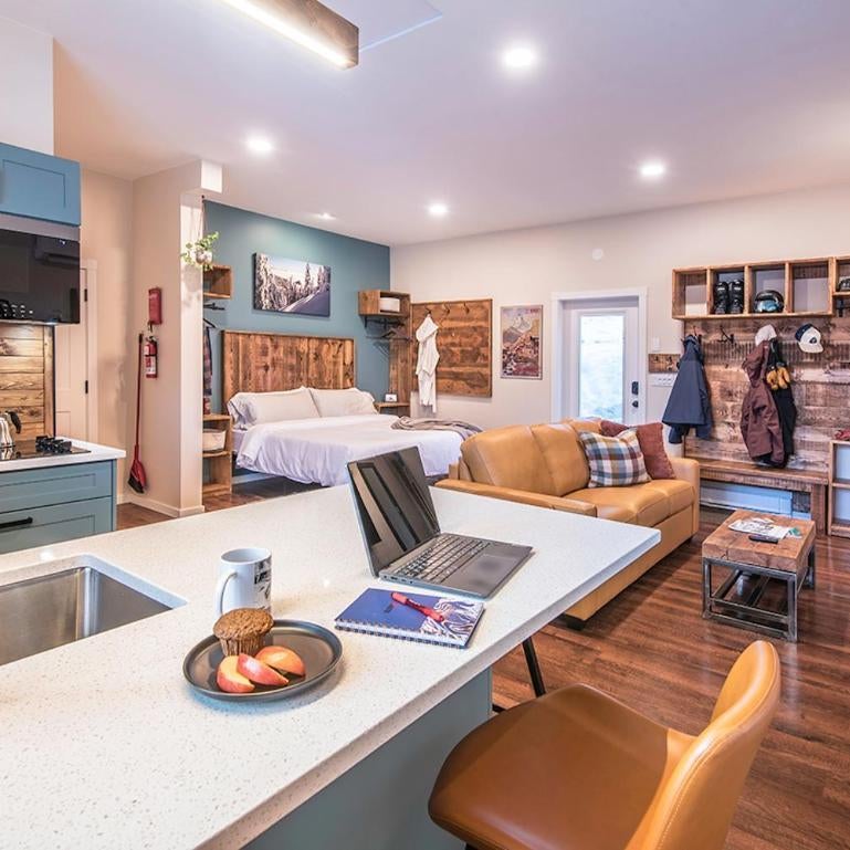 Sparkling NEW Rossland Midtown Studio Apartment Thumbnail