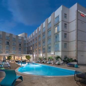 Courtyard by Marriott Nassau Downtown/Junkanoo Beach Thumbnail