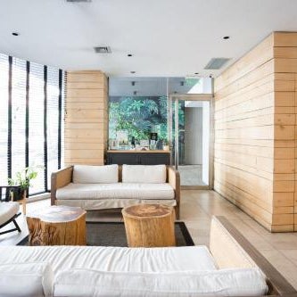 LM Libertador Hotel Thumbnail