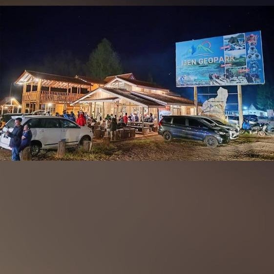Avrilla Ijen Homestay & Cafe