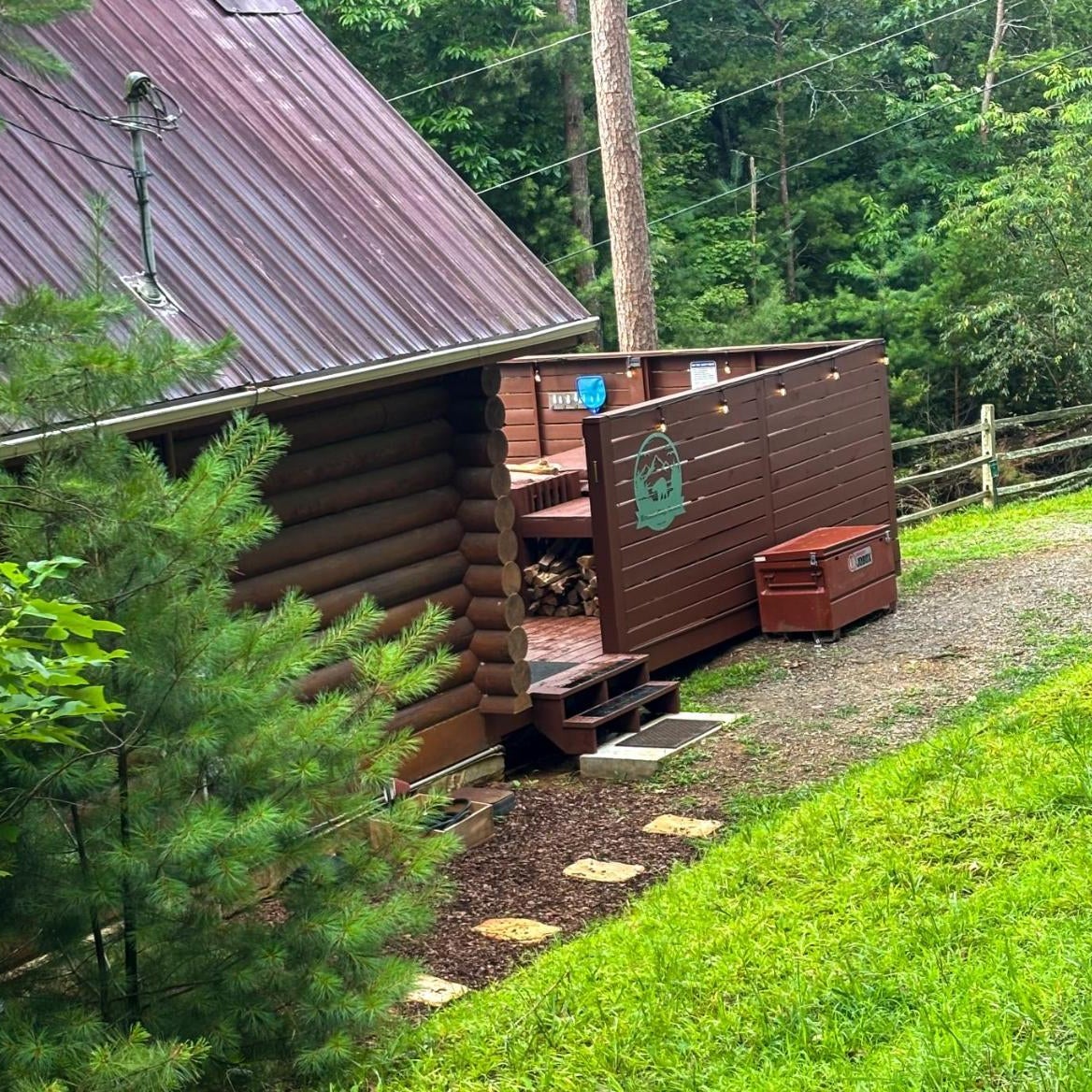 Blue Ridge Cozy Cabin King Bed Hot Tub & Dog Friendly