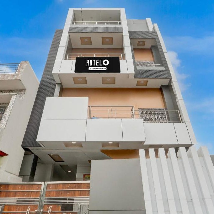 OYO Hotel O Bareilly Near Satellite Bus Stand