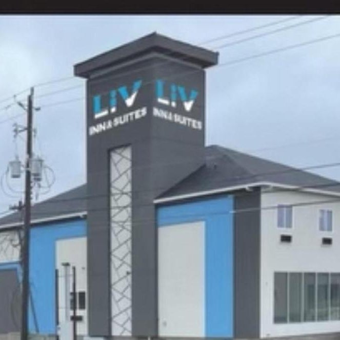 LiV Inn & Suites Houston Thumbnail