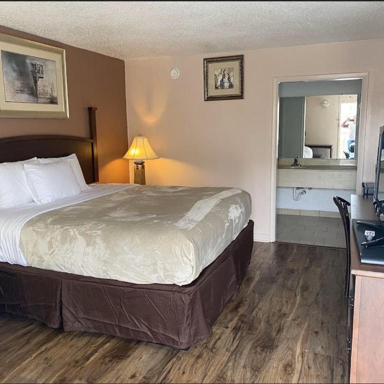 Economy Hotel Montgomery Thumbnail