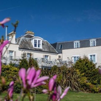 Cliffden Hotel