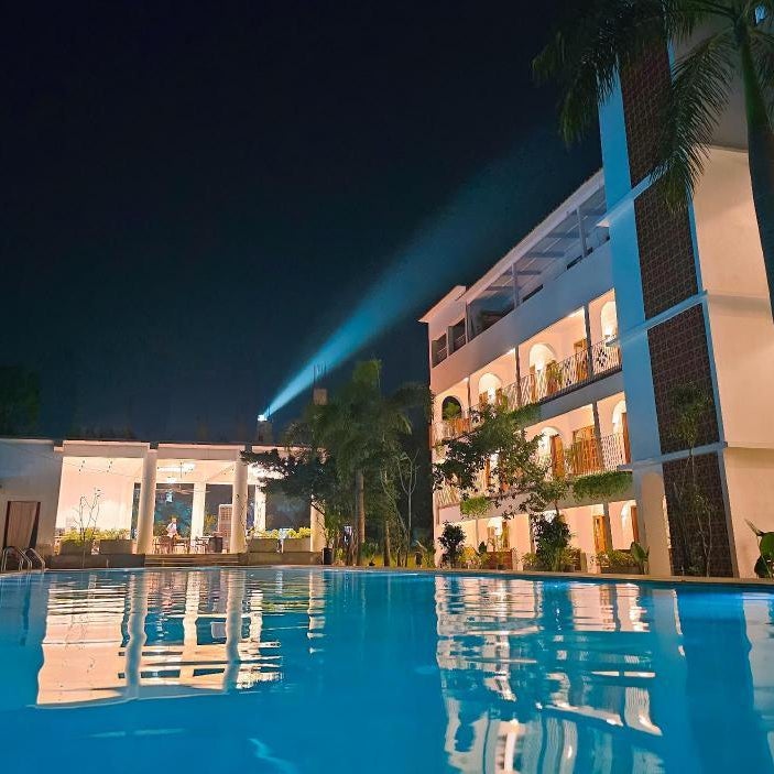 Madras Chronicle Bay Resort & Spa