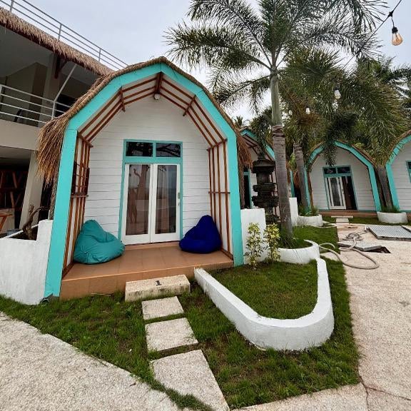 MAI LAKU Cottage