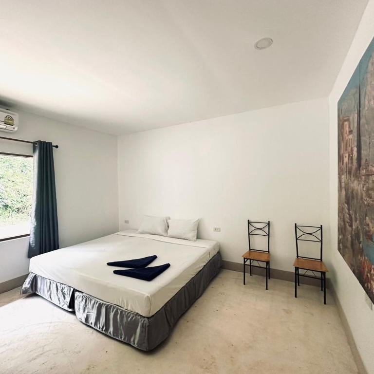 Kohchang stayin premium hotel beach street market