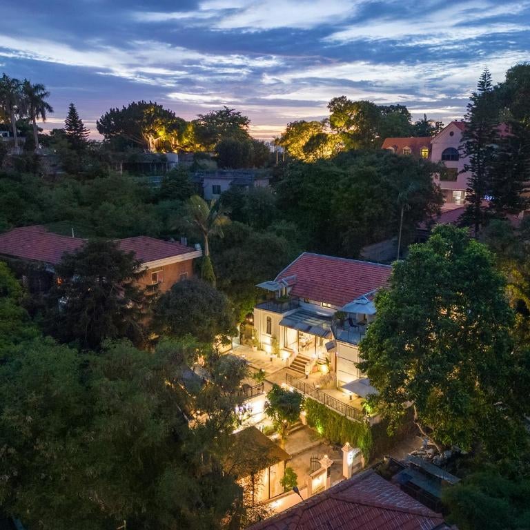 Gulangyu Sunlit Rock Garden Resort Thumbnail