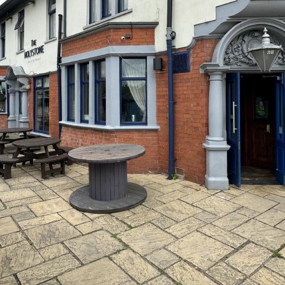The Holystone Bar and Restaurant
