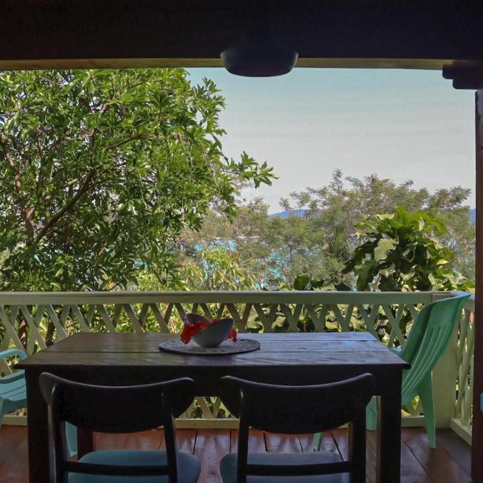 Totò Pizza Bungalows and Sea View Restaurant