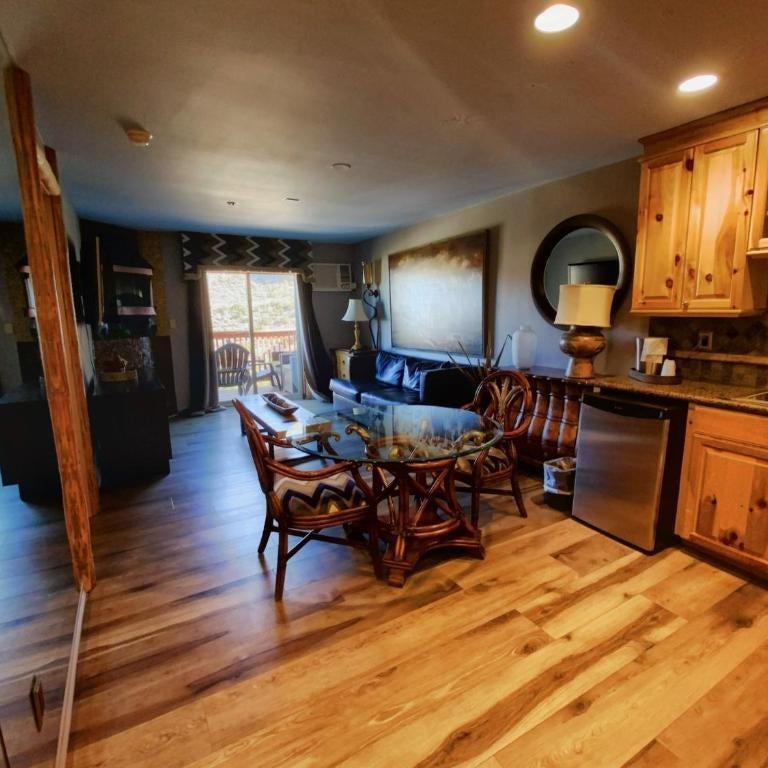 The Retreat on Charleston Peak Thumbnail