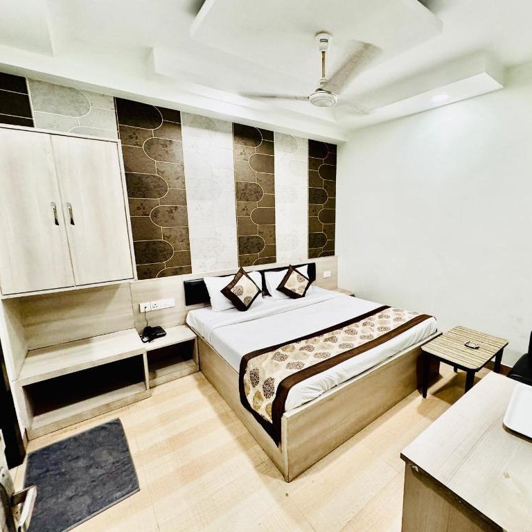 Hotel Majestic Lucknow