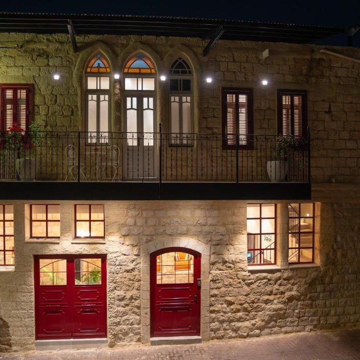Roots Boutique Hotel