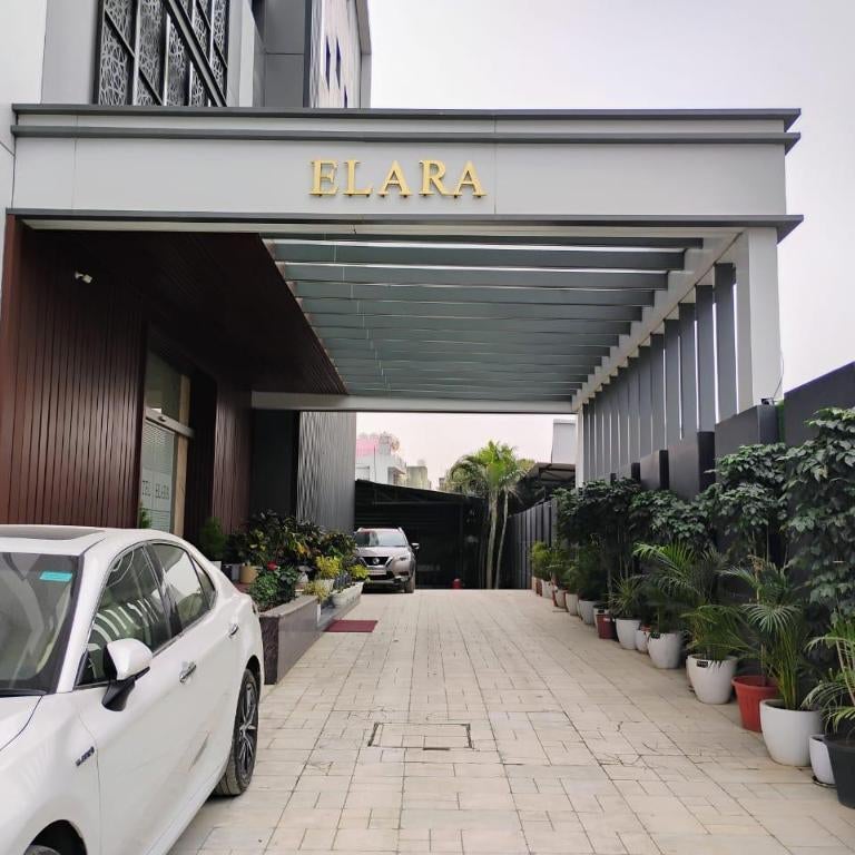 HOTEL ELARA