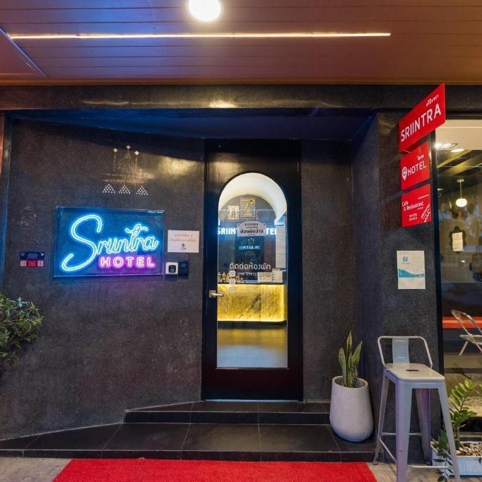 Sriintra hotel 