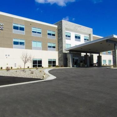 Holiday Inn Express & Suites Coldwater By IHG Thumbnail