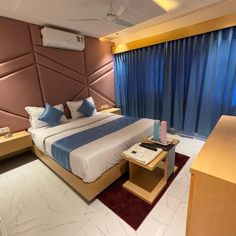 HOTEL PHONIEX