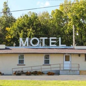 Golden Wheat Budget Host Inn Thumbnail