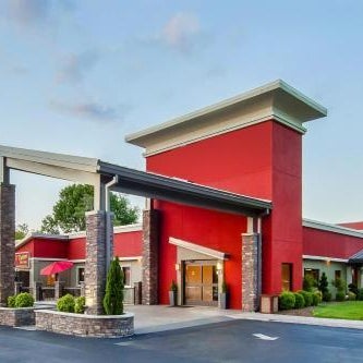 Days Inn & Suites by Wyndham Johnson City Thumbnail