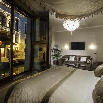 Ai Mori D Oriente Hotel Thumbnail