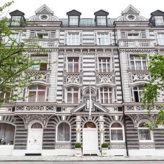 Hotel Opera Thumbnail