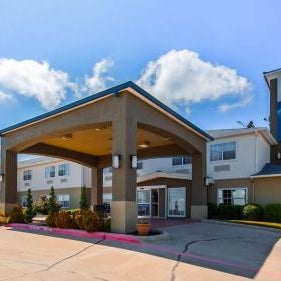 Best Western Clubhouse Inn & Suites Thumbnail