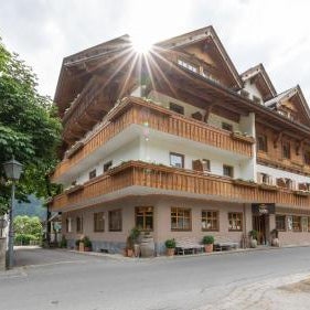 La Pasta Hotel Restaurant