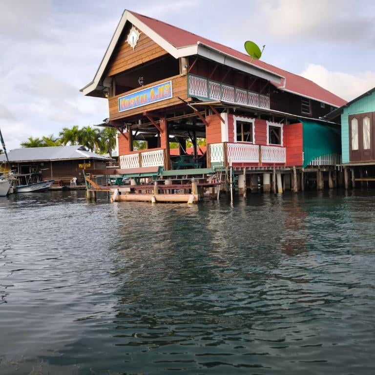 M'elodie's Guest house Thumbnail