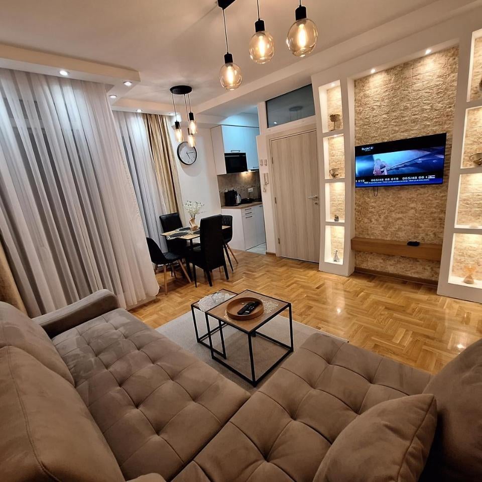 LTL apartments