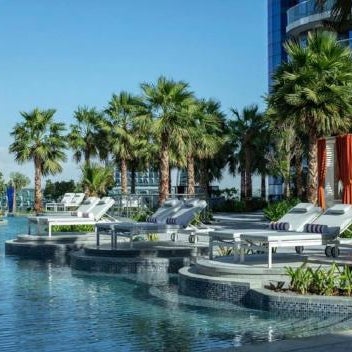Paramount Hotel flat with Amazing Burj Khalifa View Thumbnail