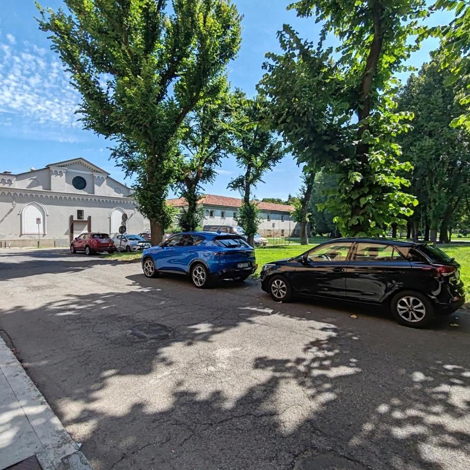 Solo per oggi! Zen House nel Centro con Free Parking e Check-In 24 7 - Vicino alla Stazione del Treno e dei Bus - Con Netflix & DisneyPlus e Aria Condizionata