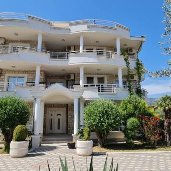OliveGarten Apartments