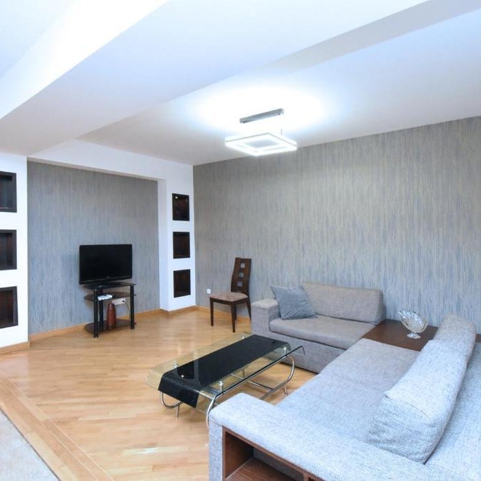 Apartment Near Vernissage 2bdrm Thumbnail