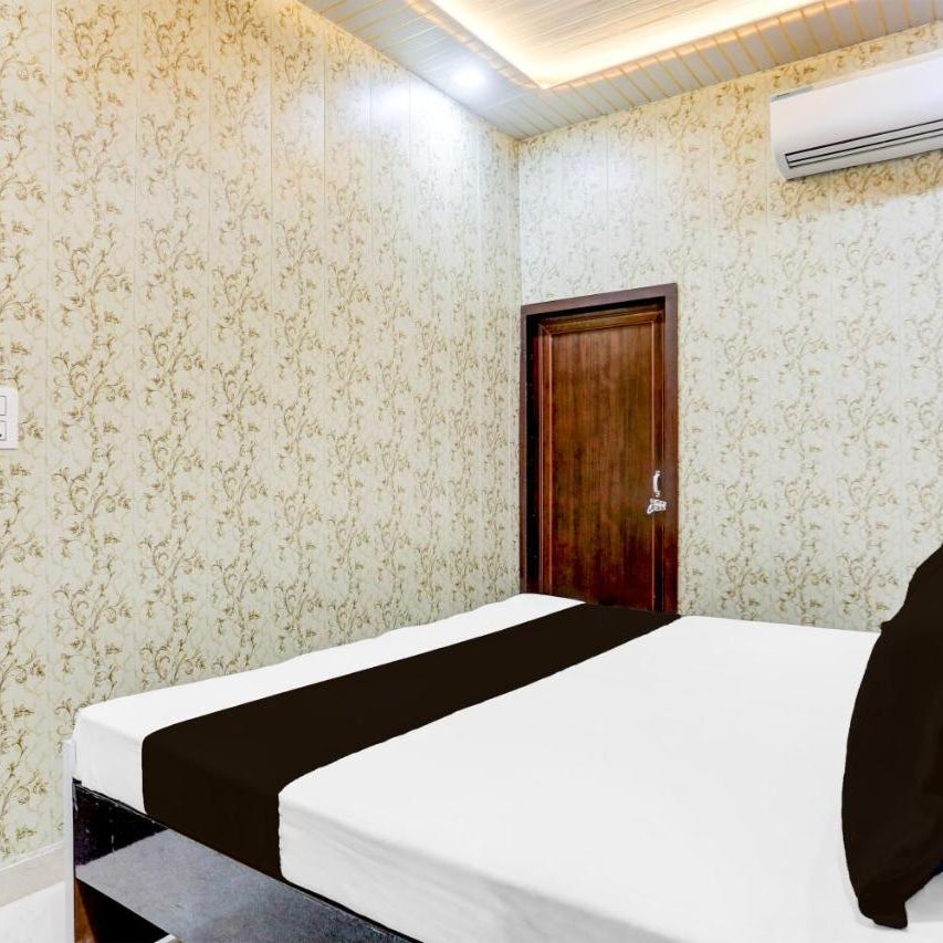 Hotel O Radha kunj By Namasya Retreat International