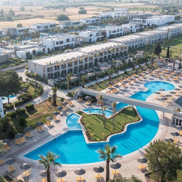 Akti Coast Club