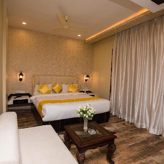 Hotel Heritage Inn