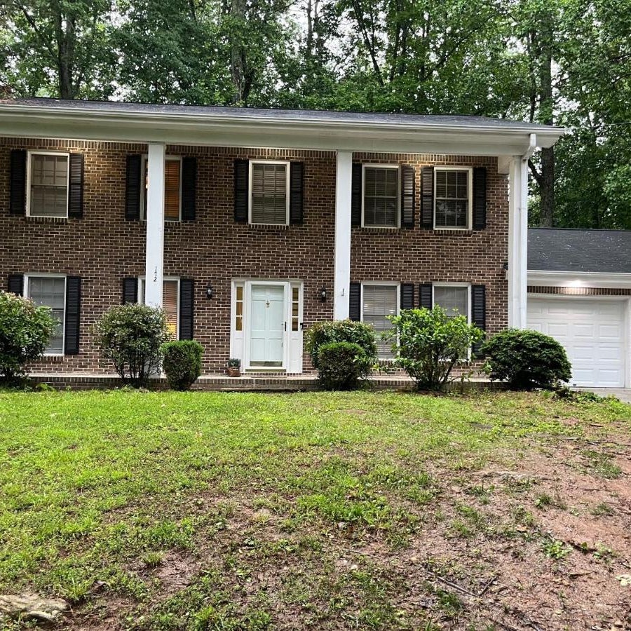 Cozy 4 Bed Sandy Springs Home In Atlanta Thumbnail