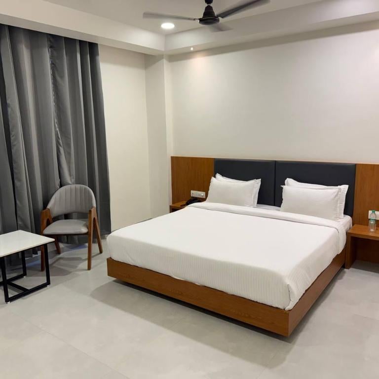 HOTEL MADHUKTA INN