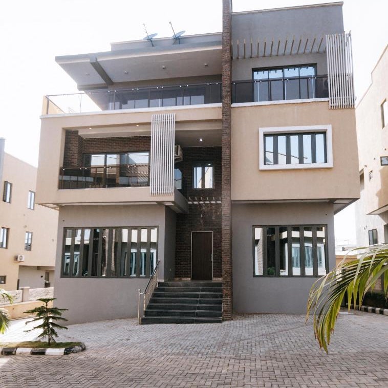 5Blu Residence Thumbnail