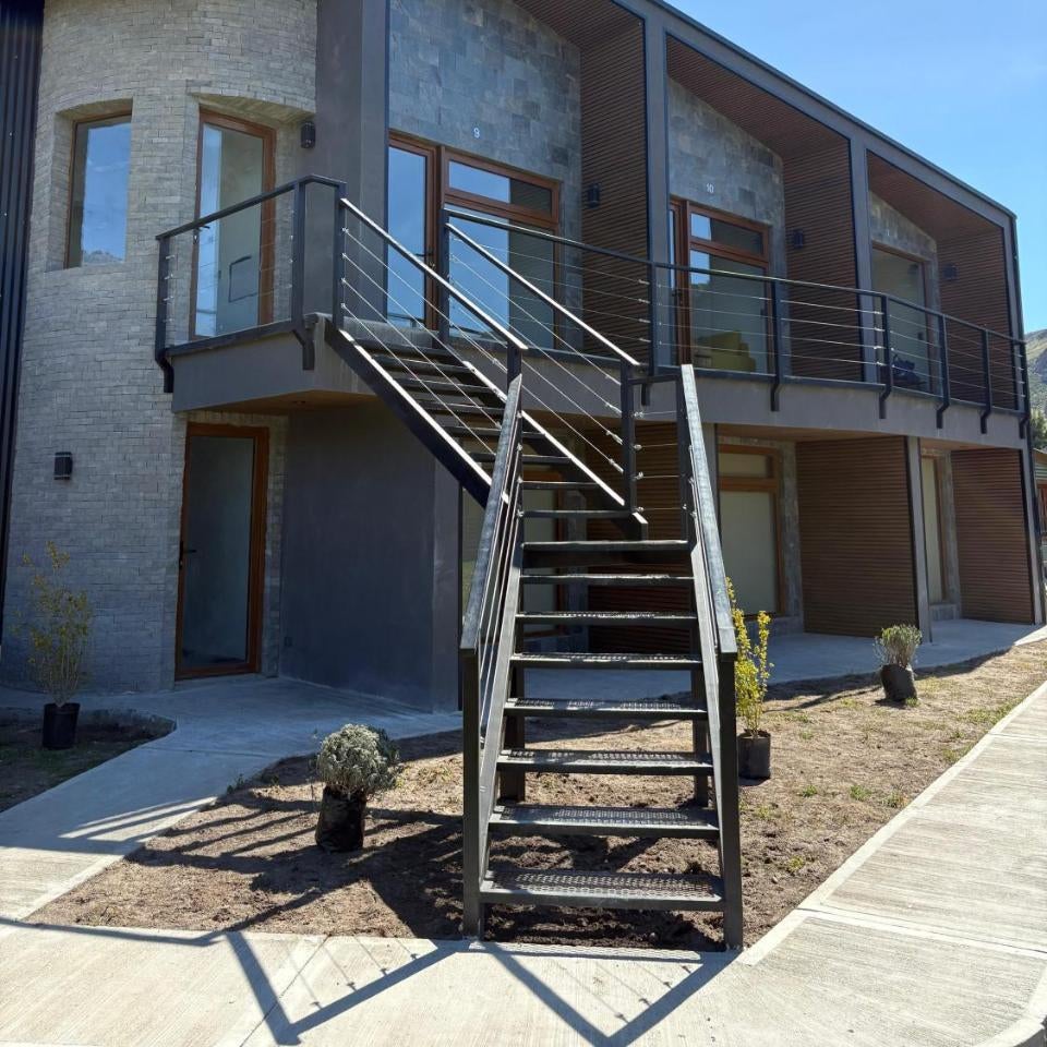 El Filo Aparts de Montaña Thumbnail